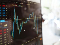 单笔交易0.1手以上均提供
